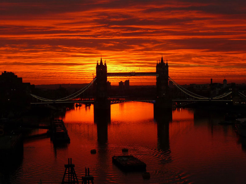 sunrise over tower bridge london england The Top 100 Pictures of the Day for 2012