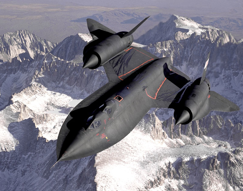lockheed sr 71 blackbird fastest plane in the world 6 The Largest Airplane Ever Built