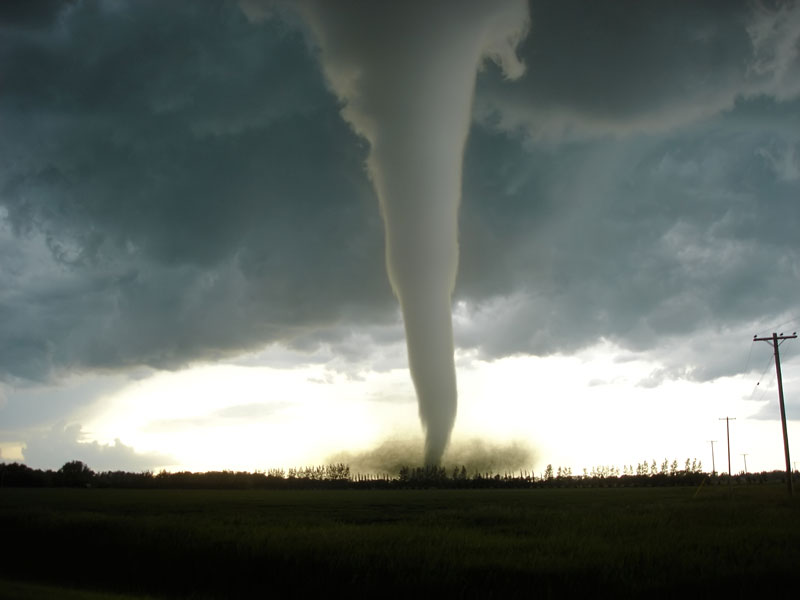 F5_tornado_Elie_Manitoba_2007_strongest_in_canadian_history