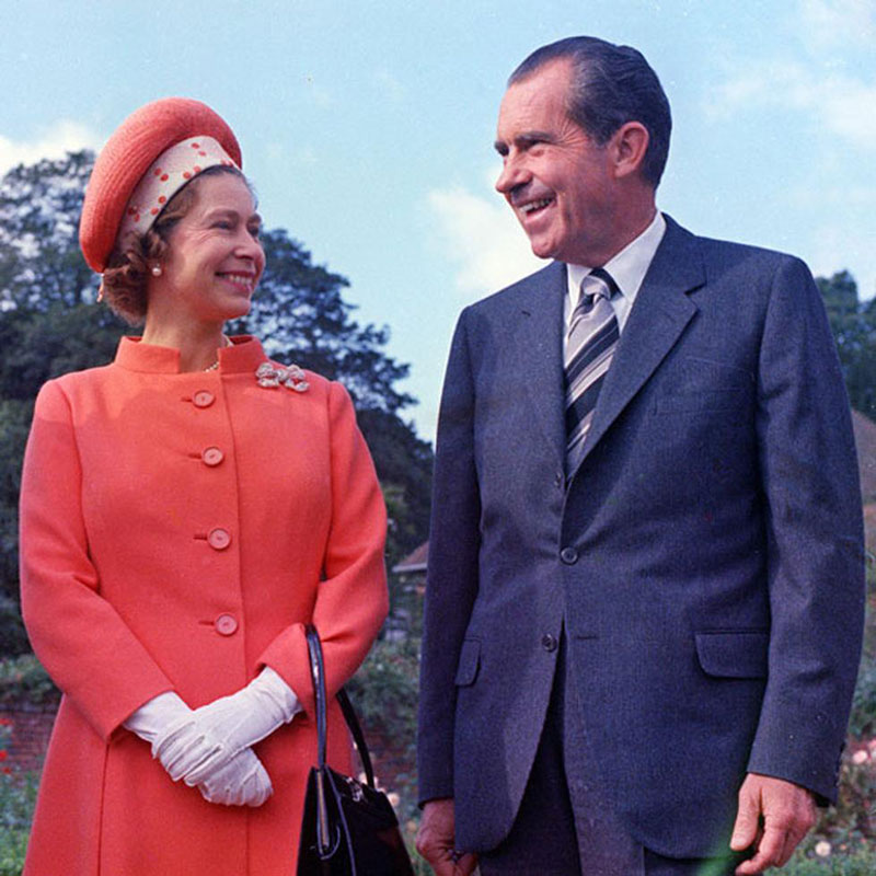 queen elizabeth richard nixon buckinghamshire 1970 Portraits of the Queen with the Last 12 U.S. Presidents