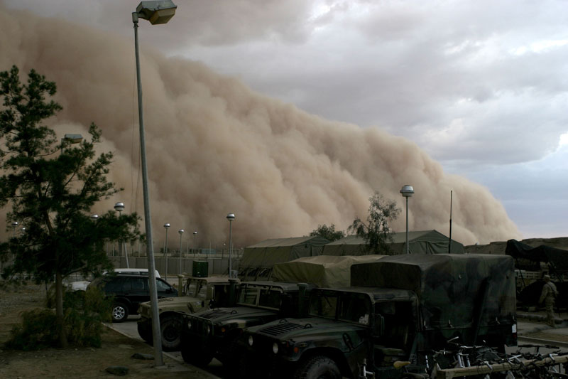 Sandstorm-haboob-al-asad-iraq-2005
