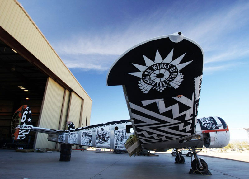 the boneyard project art on old planes (29)