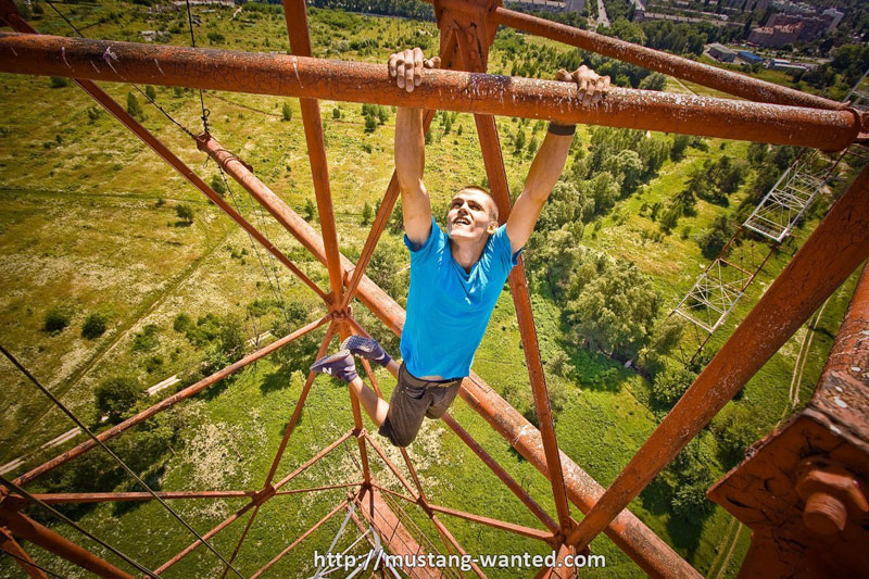 extreme rooftopping skywalking photos mustang-wanted russia (1)