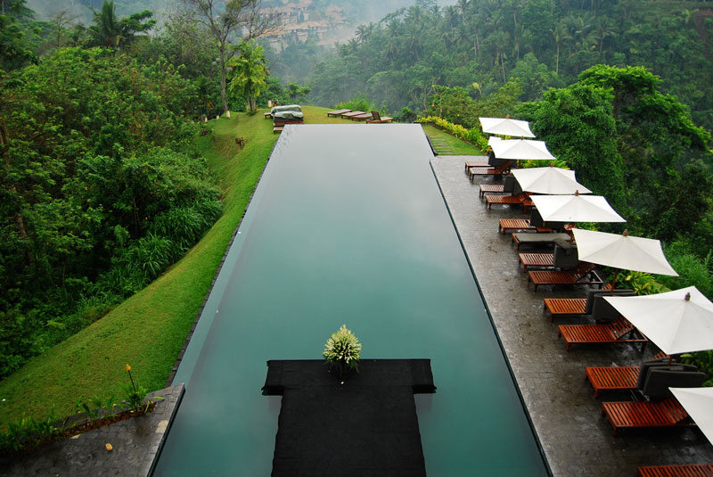 nicest infinity pool bali alila spa Picture of the Day: Tranquility in Bali