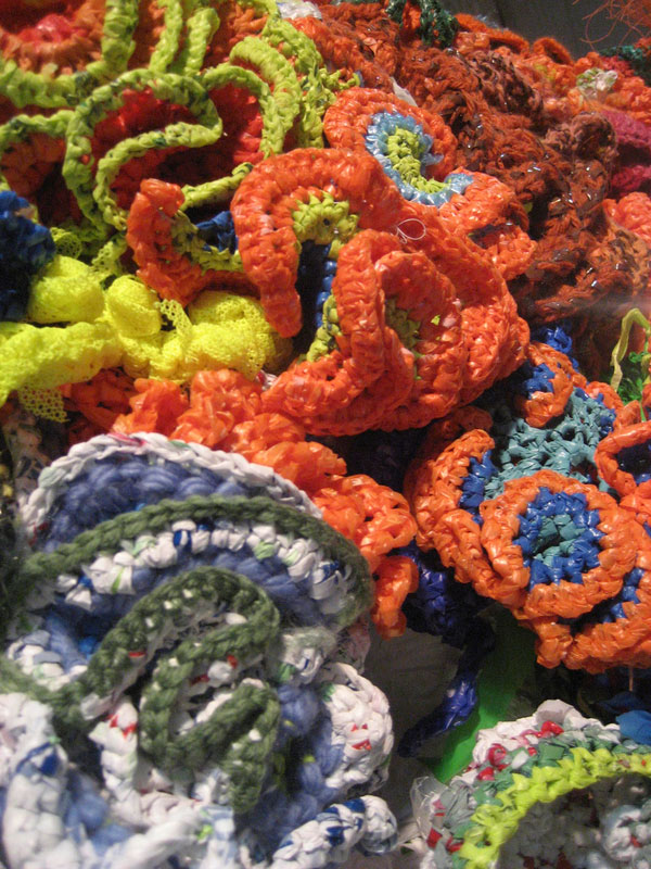crocheted-coral-reefs-(1)