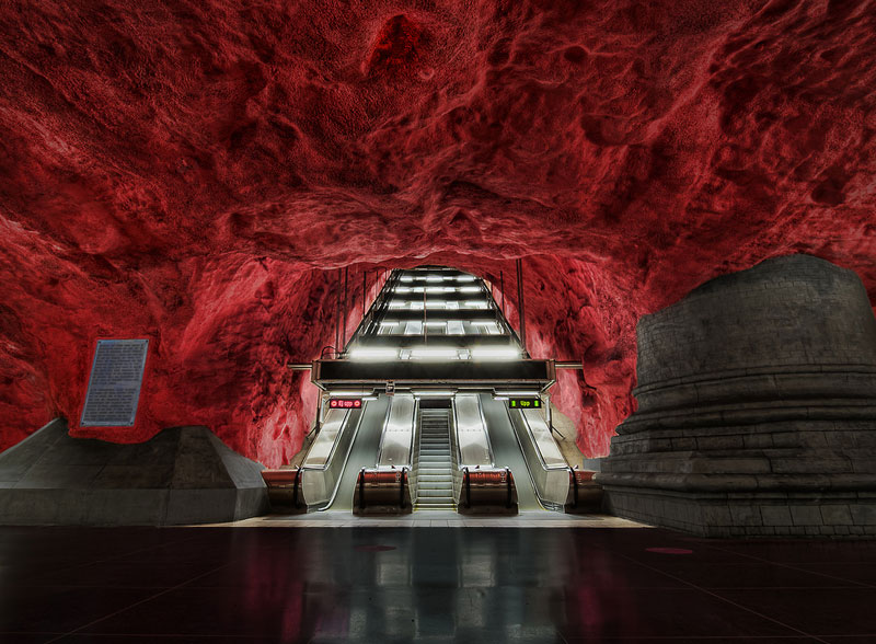 radhuset court house metro station stockholm sweden Picture of the Day: Into the Dragons Lair