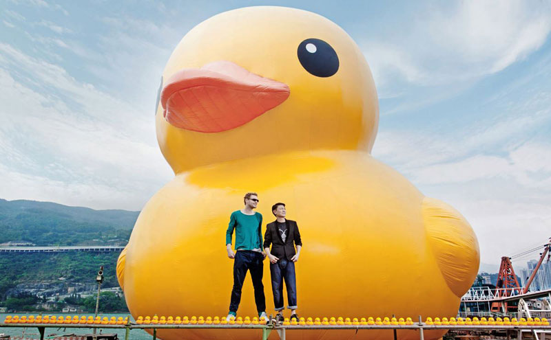 biggest inflatable duck in the world (2)