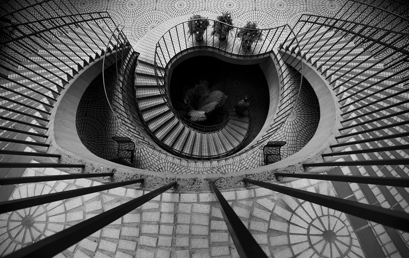 Embarcadero Center spiral stairs san francisco