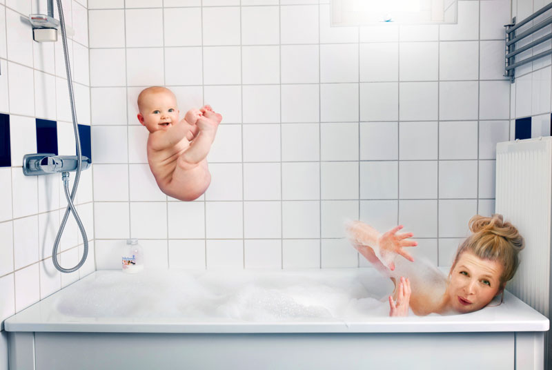 emil nystrom photoshops baby daughter into funny situations (4)