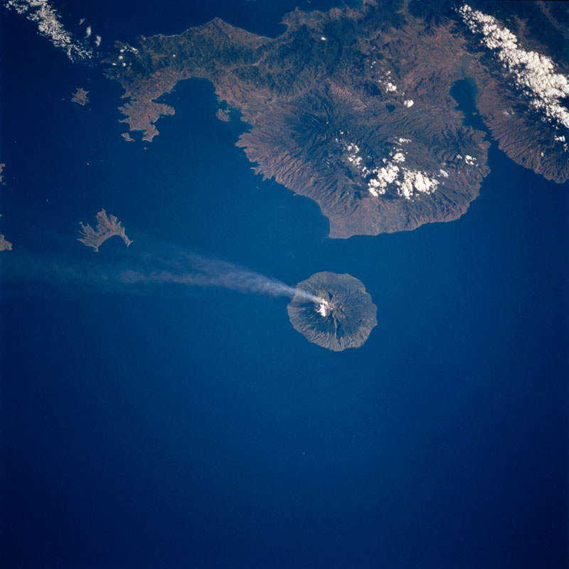 api volcano from space aerial nasa