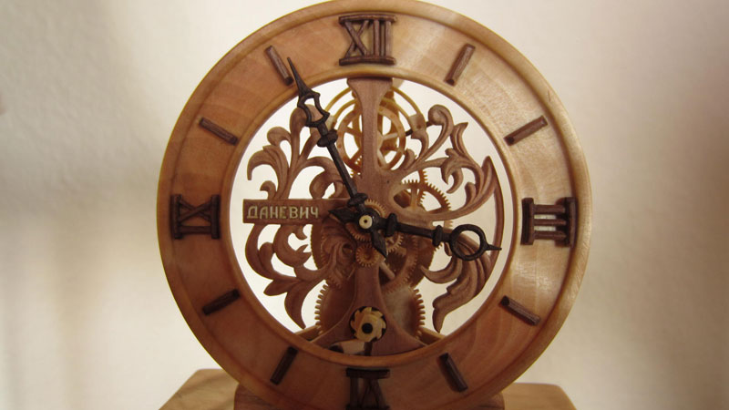 functional watches made out of wood by Valerii Danevych (14)