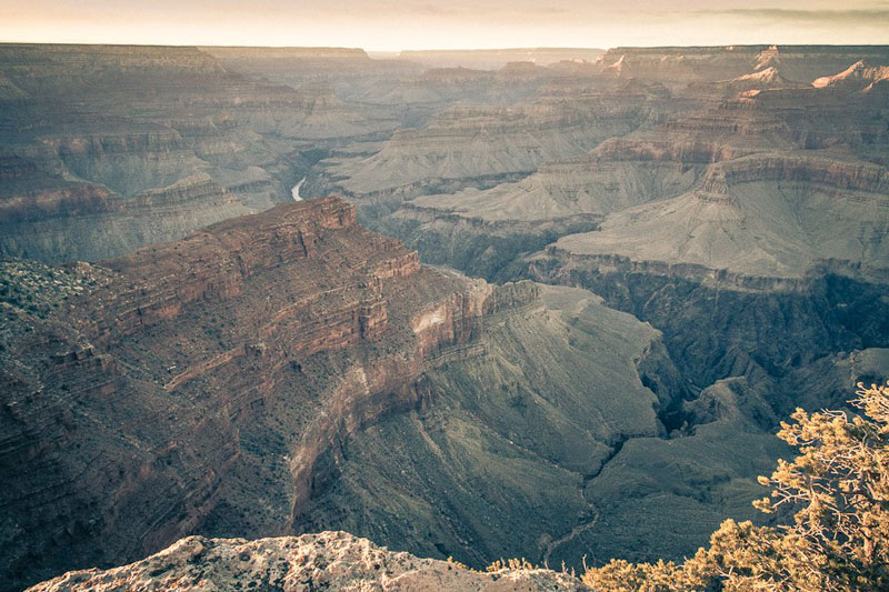 manhattan new york inside the grand canyon by gus petro (1)