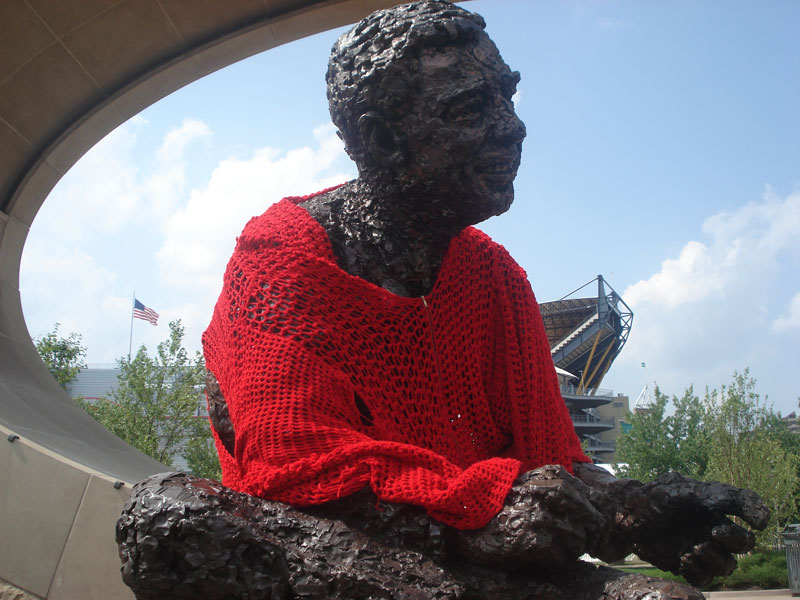mr rogers statue in pittsburgh crocheted red cardigan sweater alicia kachmar (2)