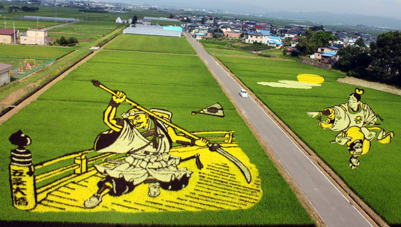 tanbo japanese rice field art 10 60 ft Rubber Duck Floats into Taiwan