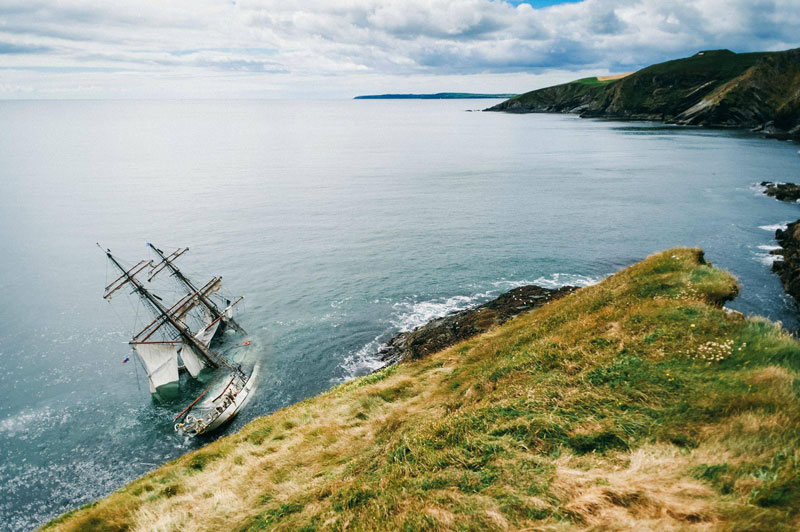 astrid tall sail ship run aground ireland Picture of the Day: 95 year old Ship Runs Aground in Ireland