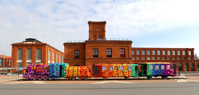 crocheted locomotive lodz poland by artist olek (5)