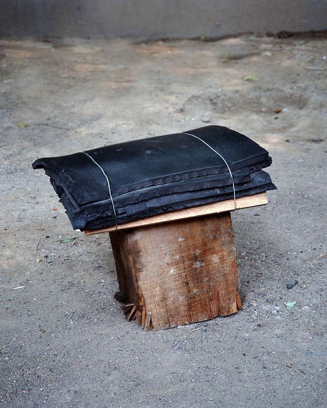 homemade chairs on the streets of china michael wolf (7)