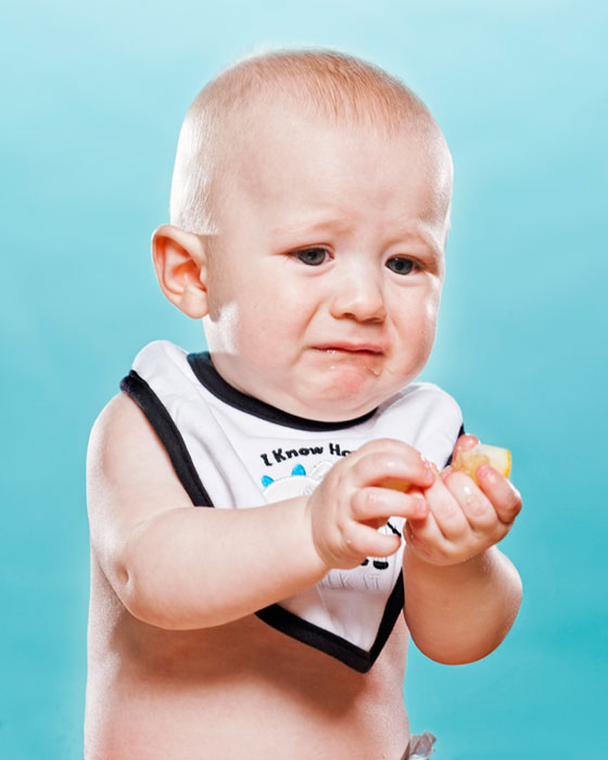 portraits of babies tasting lemons for their first time april maciborka  david wile (3)