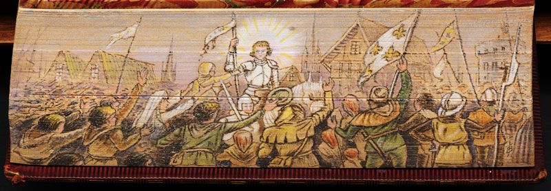 joan of arc fore edge book painting 40 Hidden Artworks Painted on the Edges of Books