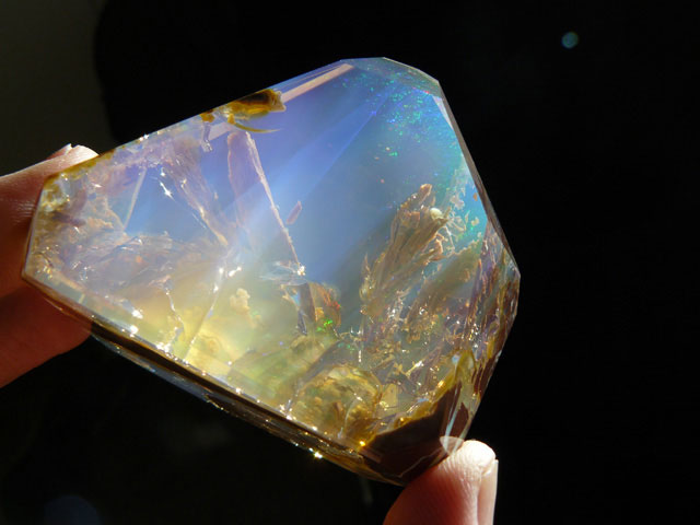 ocean inside an opal oregon butte (5)