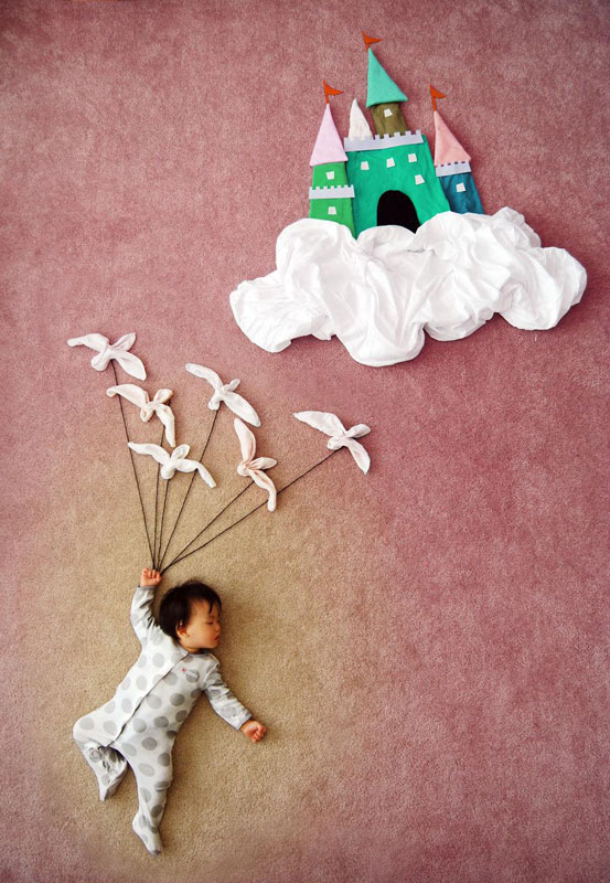artist-queenie-liao-turns-nap-time-into-adventure-for-baby-son (4)