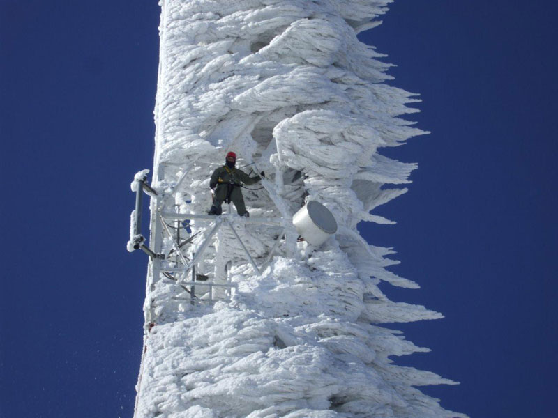 cell phone telecommunications tower covered in wind blown ice Picture of the Day: Cell Tower After Epic Snowstorm