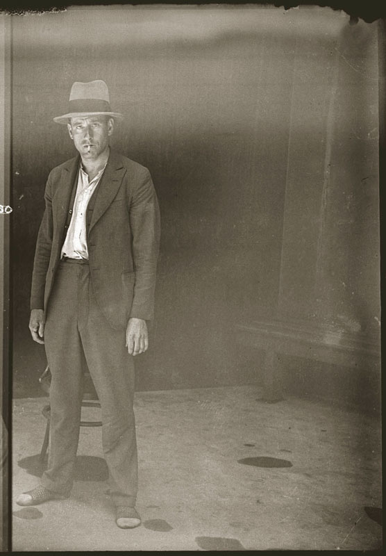 Vintage Candid Mugshots of Dapper Criminals 1920s (37)