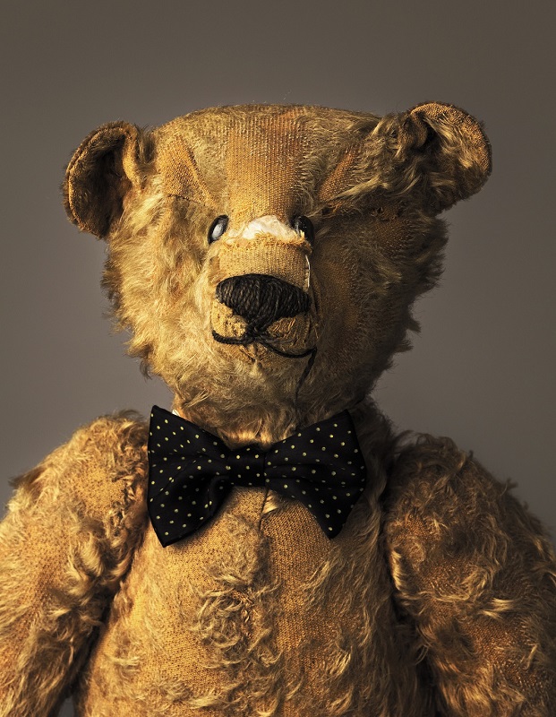 much loved teddy bears and stuffed animals mark nixon (3)