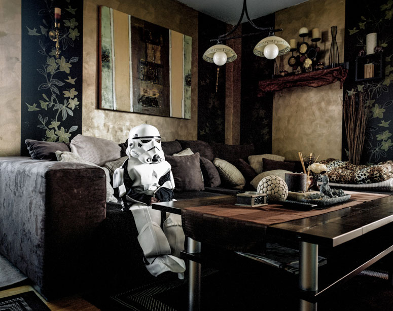 portraits of cosplayers at home by klaus pichler (2)