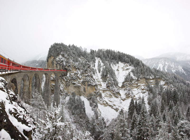 Rhaetian Railways Albula Bernina Landscapes unesco world heritage (7)