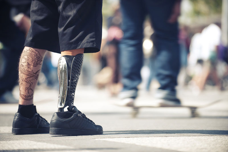 bespoke innovations custom artistic prosthetic leg designs (8)