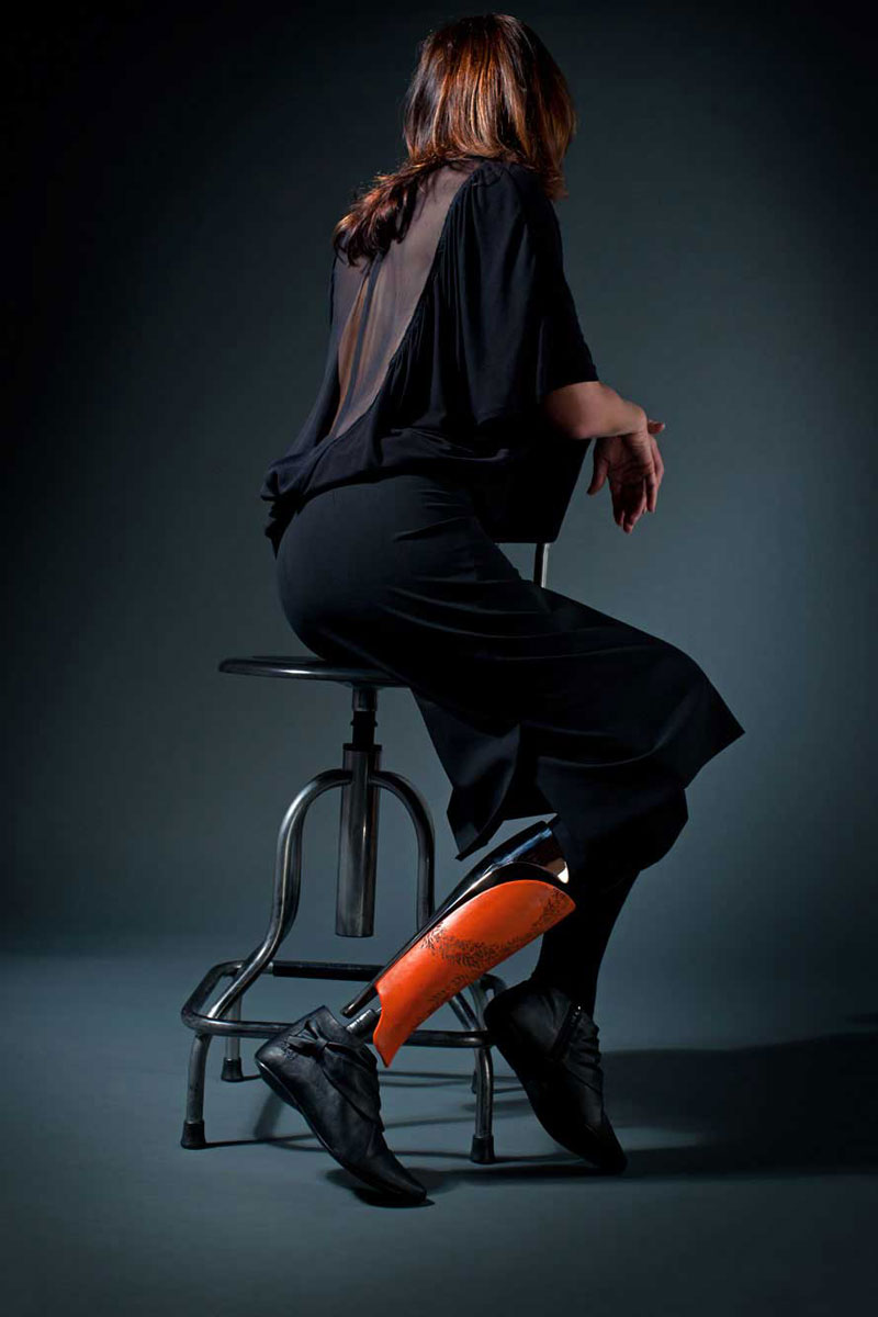 bespoke innovations custom artistic prosthetic leg designs (9)