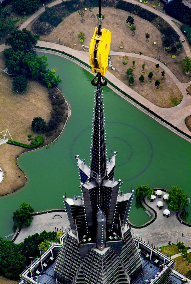 crane operator wei genshen photos of shanghai from above (3)
