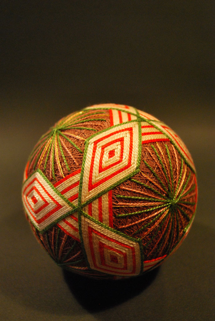 embroidered temari balls japan (3)