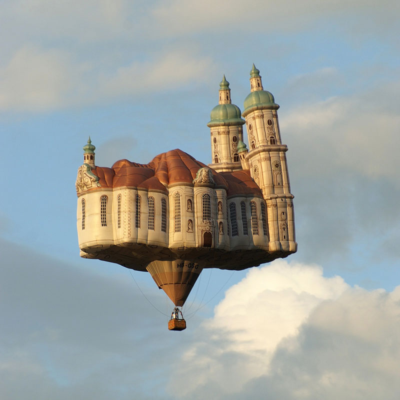 Flying-Cathedral-by-Jan-Kaeser-and-Matin-Zimmermann-hot-air-balloon-Church-of-the-Monastery-of-St-Gallen