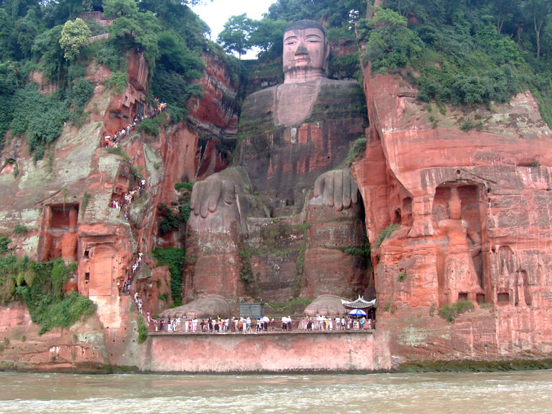 Leshan_Buddha_Statue_worlds-largest-stone-buddha