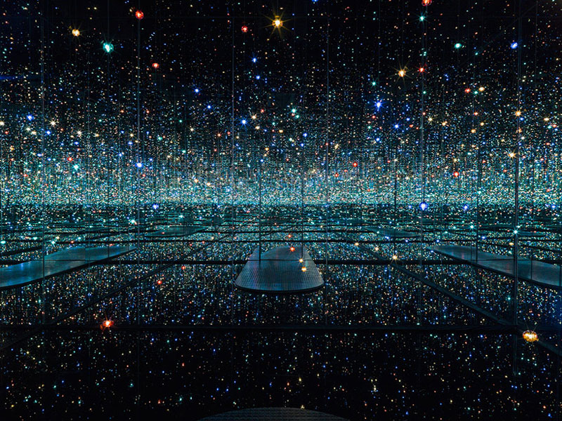 yayoi kusama infinity mirror room new york city david zwirner gallery 2013 Picture of the Day: The Infinity Mirror Room