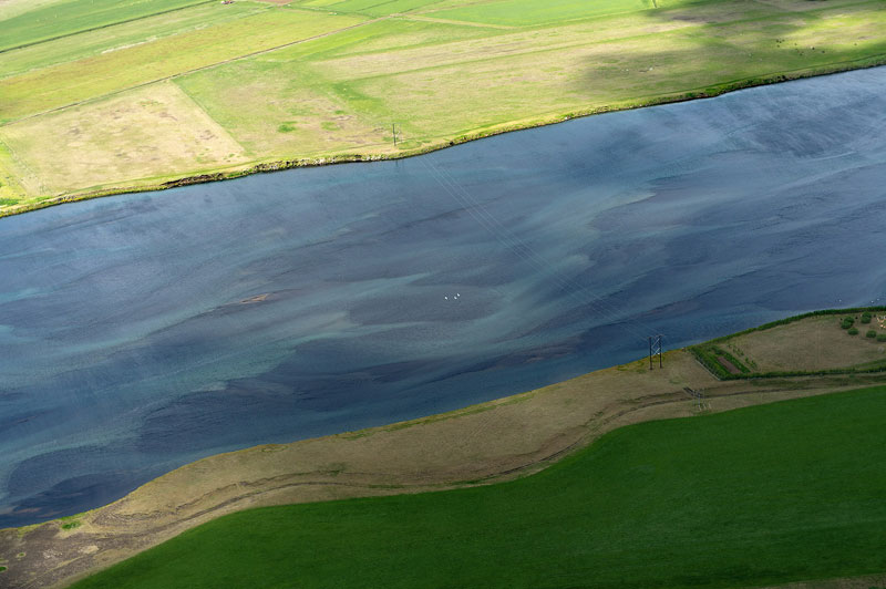 aerial photos of iceland look like absract paintings by andre ermolaev (2)