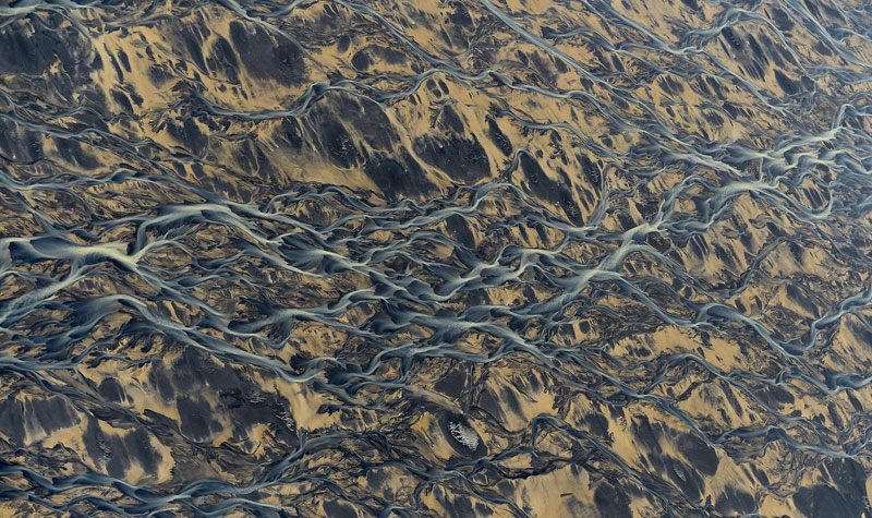 aerial photos of iceland look like absract paintings by andre ermolaev (4)