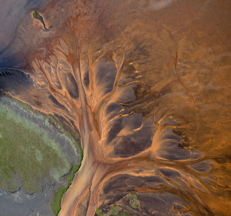 aerial photos of iceland look like absract paintings by andre ermolaev (5)