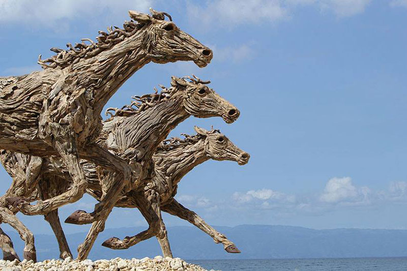 galloping horses made from driftwood by james doran-webb (7)