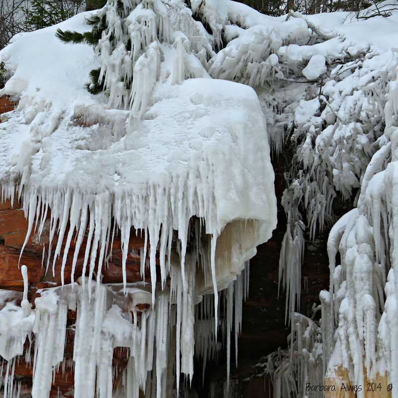 lake superior ice caves apostle islands bayfield wisconsin (1)