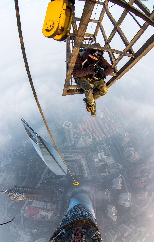 photos from shanghai tower climb vitaliy raskalov (2)