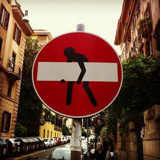 do not enter street sign art by clet (4)