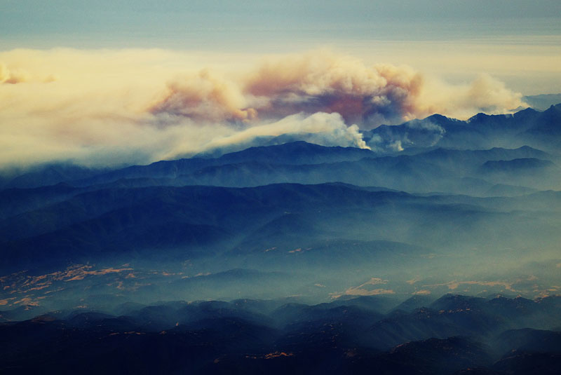 forest fire from an airplane big sur california 27 Reasons Why You Should ALWAYS Ask for the Window Seat