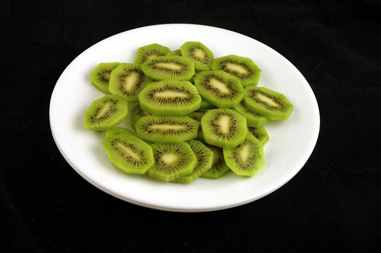 calories in kiwi fruit This is What 200 Calories of Various Everyday Foods Looks Like