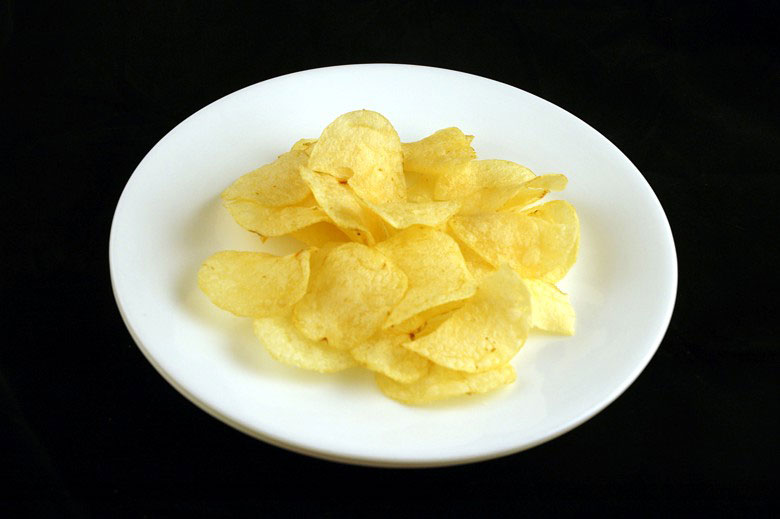 calories in potato chips This is What 200 Calories of Various Everyday Foods Looks Like