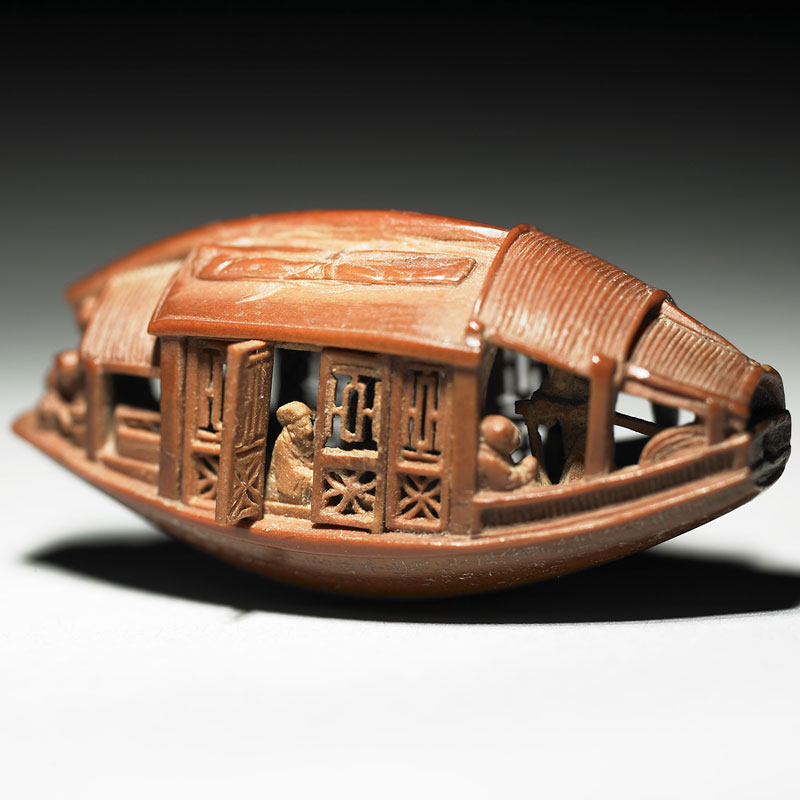 carved olive pit from 1737 by chen tsu-chang chiing dynasty (2)