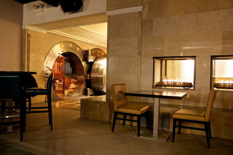 chicago supper club restaurant reclaims bank with vault the bedford 18 Restaurants In Unforgettable Settings