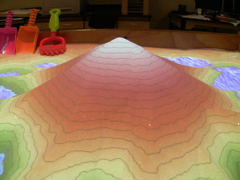 futuristic sandbox lets you build volcanoes and rivers (2)